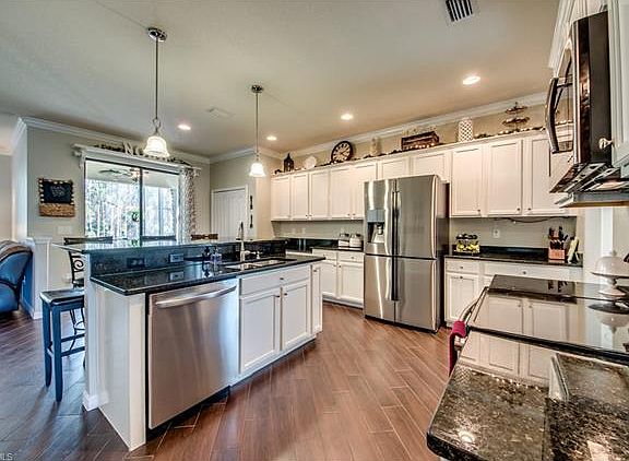 3rd image of 9548 River Otter Dr