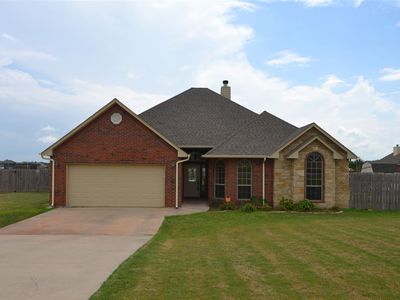 10619 Wolf Rd, Elgin, OK, 73538