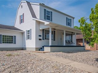 1013 Broadway Ave, Mattoon, IL 61938