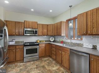 1018 Chestnut Ave, Laurel Springs, NJ 08021