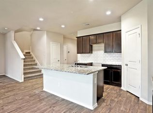 926 Bright Lotus Ln, Rosharon, TX 77583