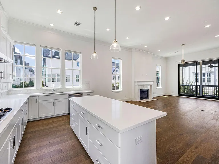 3309 Timbergrove Heights St — Photo 1