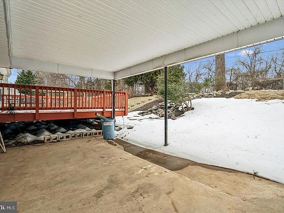 5th image of 1521 Billman Ln