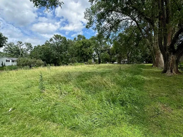 000 Union St, Oskaloosa, KS 66066