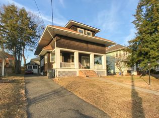15 Carlisle St, Bergenfield, NJ 07621
