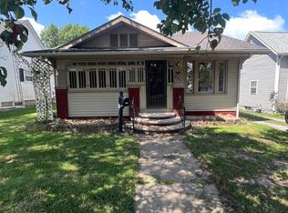 421 S 16th St, Herrin, IL 62948