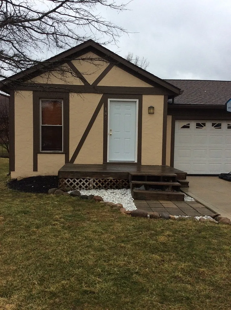 185 Northwood Dr photo 1