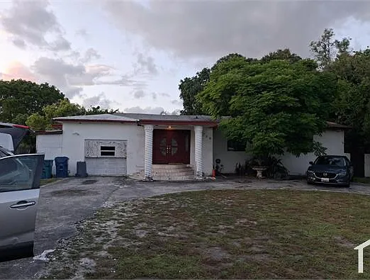 759 S Biscayne River Dr #B — Photo 8