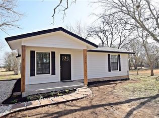 1312 Torres St, Lockhart, TX 78644