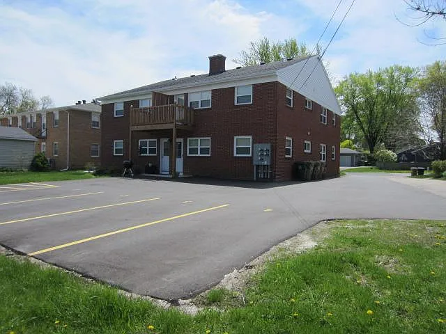 410 Rushmore Ln #1 — Photo 17