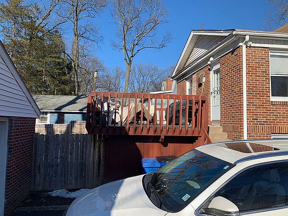 4th image of 39 Edgewood Ave