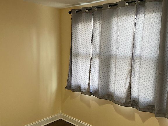 5th image of 5347 N Virginia Ave #2N