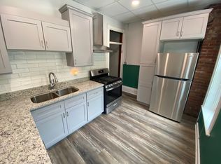 441 Bluff St #2, Dubuque, IA 52001