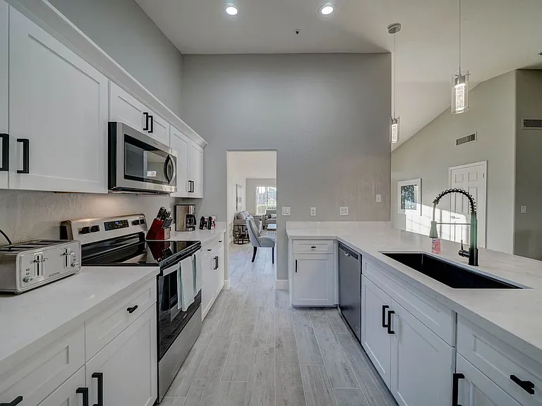8940 E Palm Ridge Dr — Photo 7