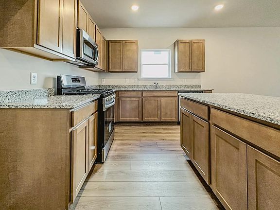 4th image of 9733 Enclave Ridge Rd