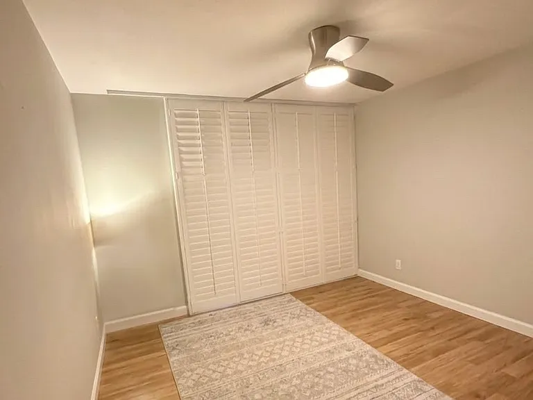 3850 Riviera Dr #3B — Photo 8