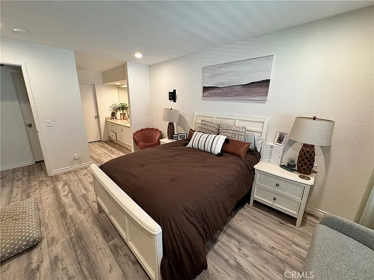 19 Baywood #42 — Photo 10