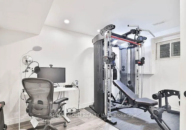 2673 Kingsberry Cres #BASEMENT — Photo 11