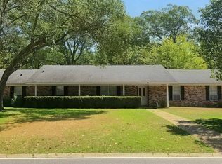 202 River Oaks Dr, West Monroe, LA 71291