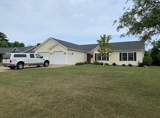 103 N 2nd St, Eagle River, WI 54521