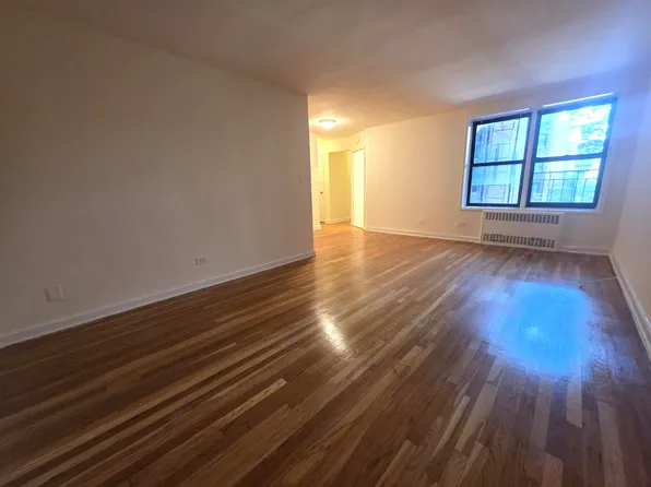 90-11 35th Ave APT 2H, Jackson Heights, NY 11372