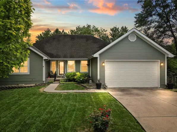 1706 Aspen Ln, Excelsior Springs, MO 64024