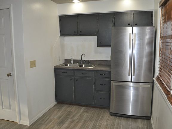 5th image of 1039 S Balthazar Dr