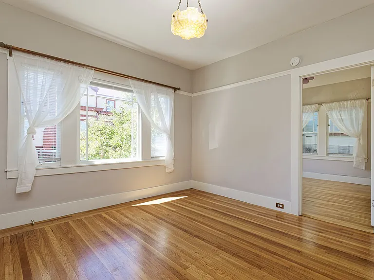 6366 Racine St — Photo 4