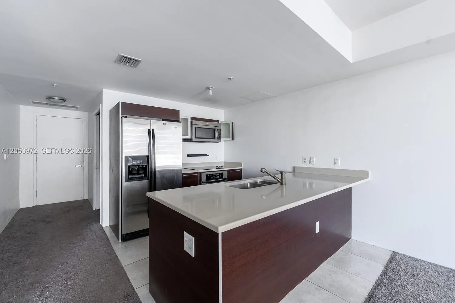 Quantum On The Bay Condo — Photo 3