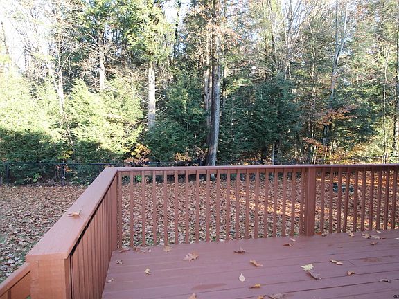 3rd image of 26 Timbira Dr