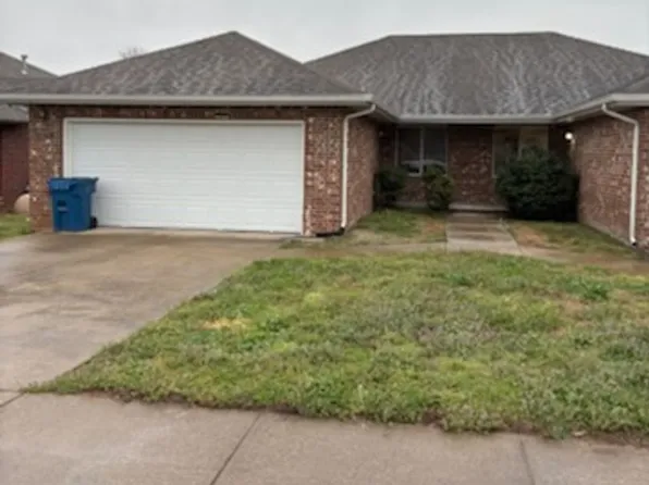 Fort, 4040-4106 S Fort Ave #4070, Springfield, MO 65807