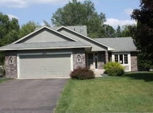 3810 Parkwood Ln, Vadnais Heights, MN 55127