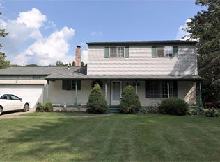 2226 Holly Tree Dr, Davison, MI 48423