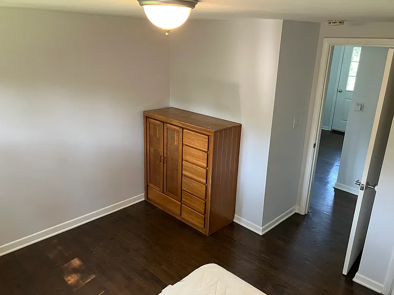 542 Warren Rd #4 — Photo 9
