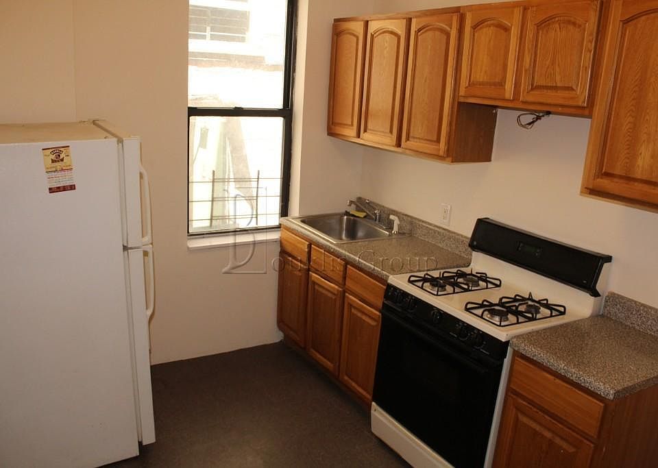 1st image of 3814 Astoria Blvd APT 2