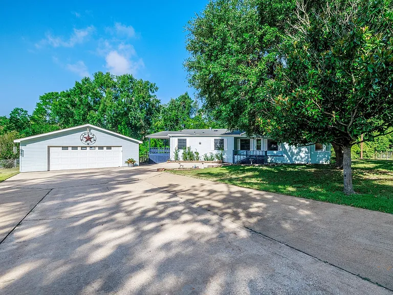 1579 Tara Dr — Photo 23