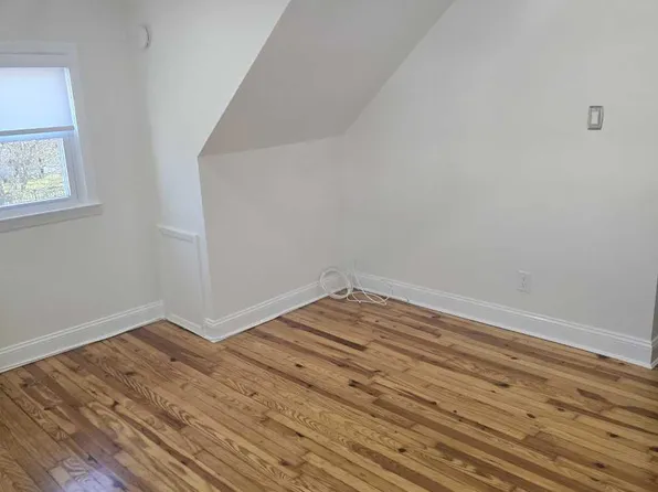 119 Crown Ave Floor 2, Elmont, NY 11003