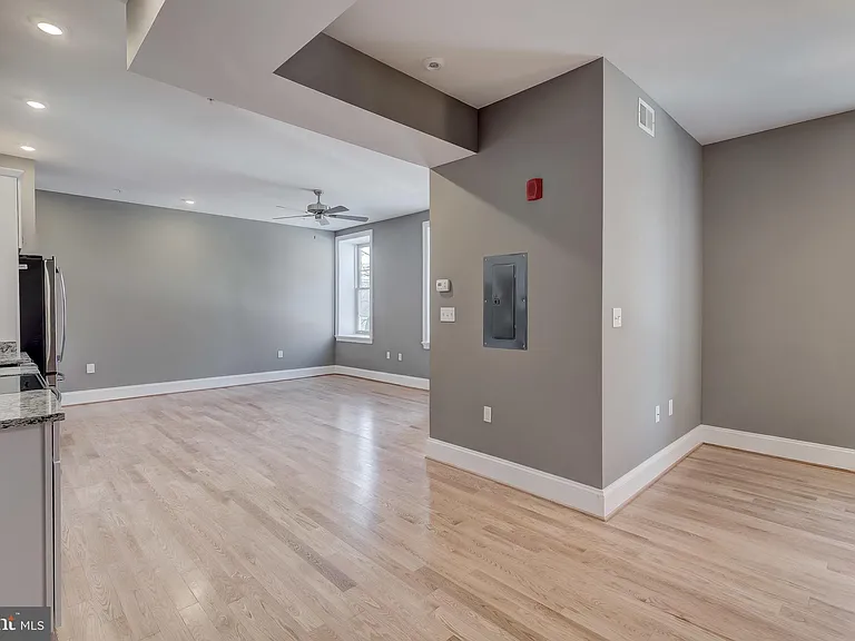1214 Eutaw Pl #103 — Photo 12