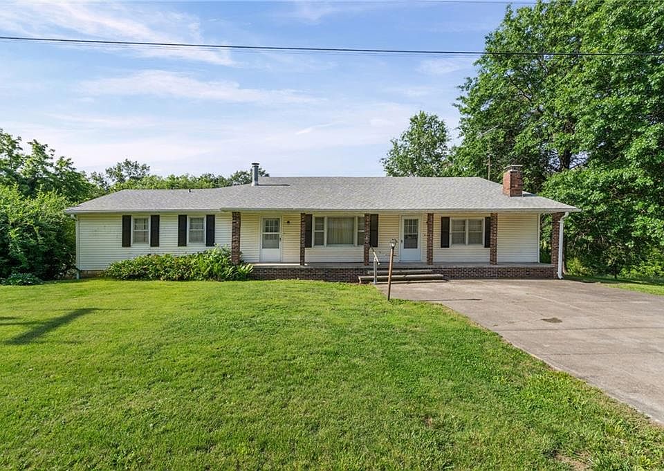 1st image of 503 Hallar Ave