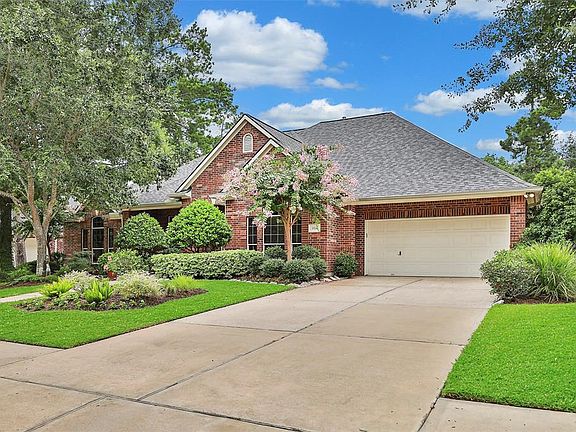 Built by Newmark, the home is energy efficient with brick on all four sides and with double pane windows. A full replacement roof was completed in 2015.