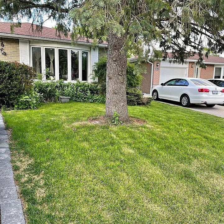 1st image of 39 Devins Dr
