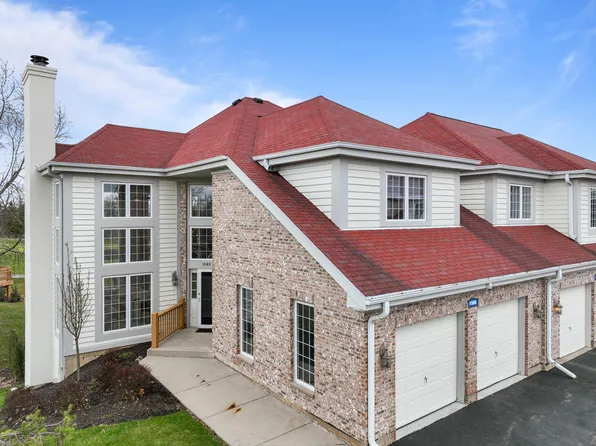 1568 Highland Dr, Lake Geneva, WI 53147