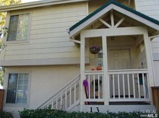 13 Manchester Ln, Fairfield, CA 94533