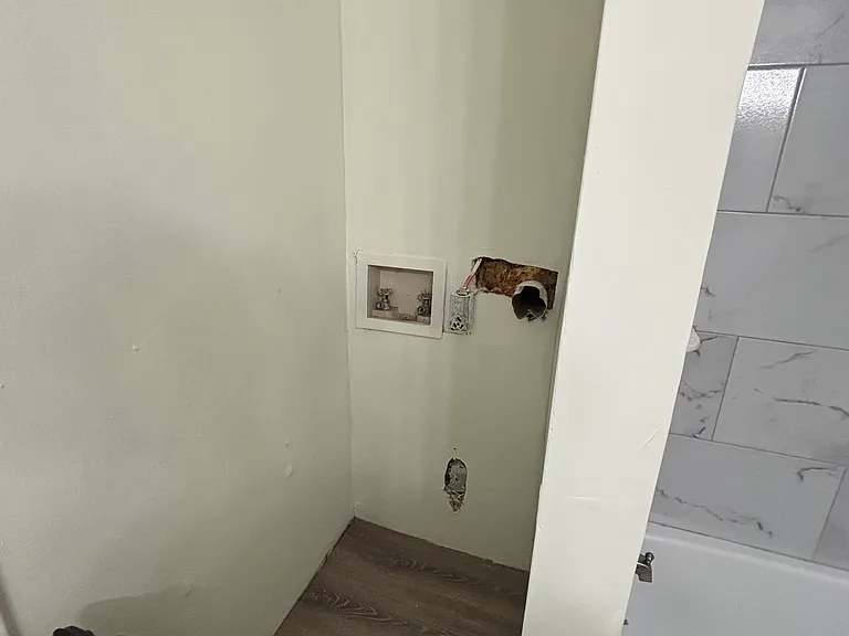 1520 N Van Buren St #2 — Photo 13