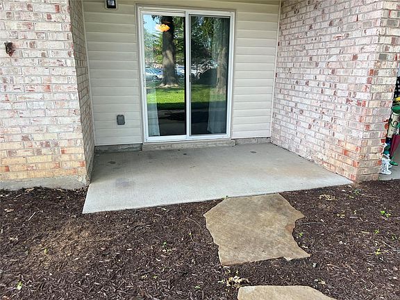 2nd image of 10091 Sakura Dr APT B