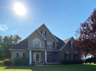 2527 N 800 East Rd, Moweaqua, IL 62550