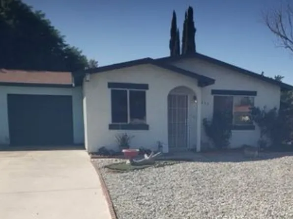 2391 Antigua Ct, Hemet, CA 92545