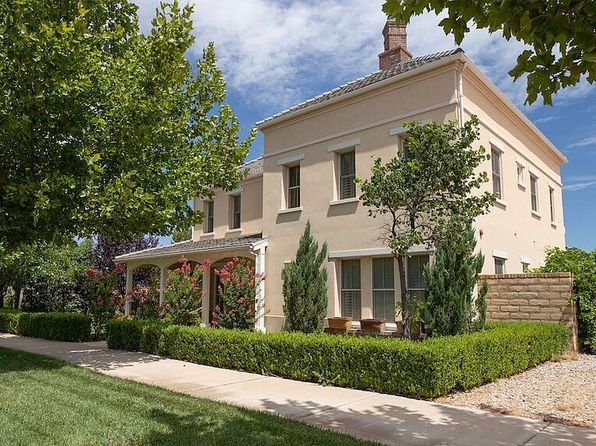 4376 W Canterbury Rd