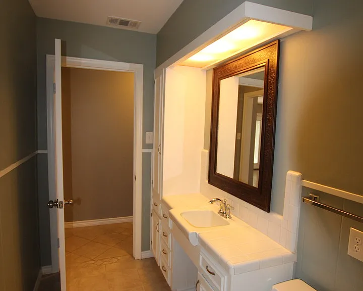 2930 Williamsburg Dr — Photo 14