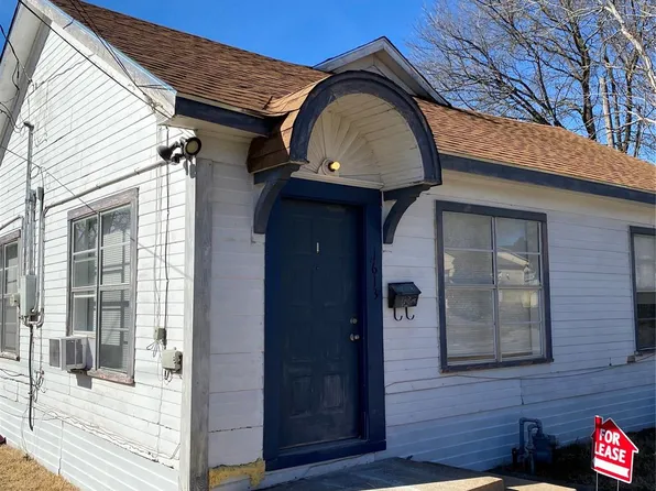 1613 Park St, Commerce, TX 75428